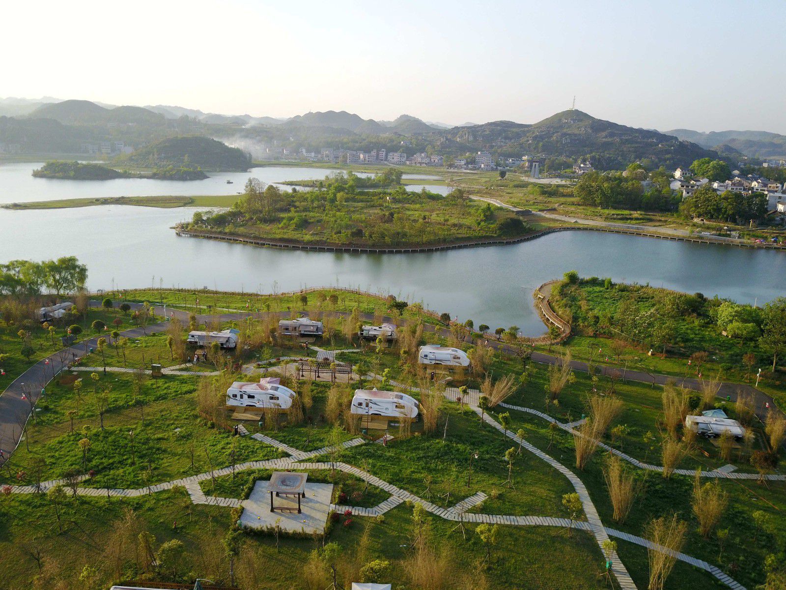 貴州義龍城市開發投資（集團）有限公司